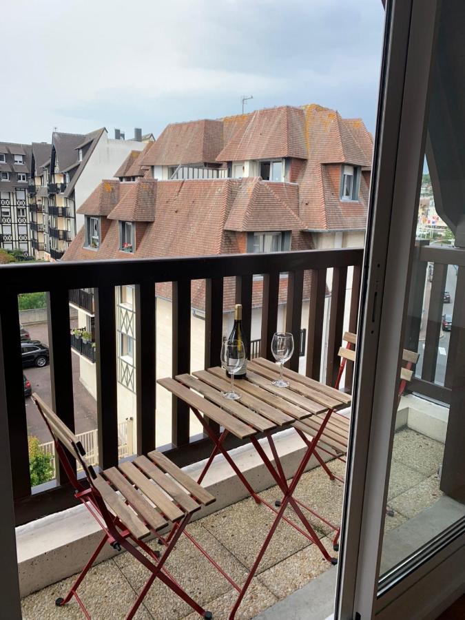 Nice 41 M With Balcony Near The Beach Deauville Kültér fotó